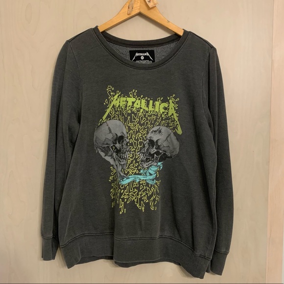 torrid Tops - Torrid Metallica sweatshirt
